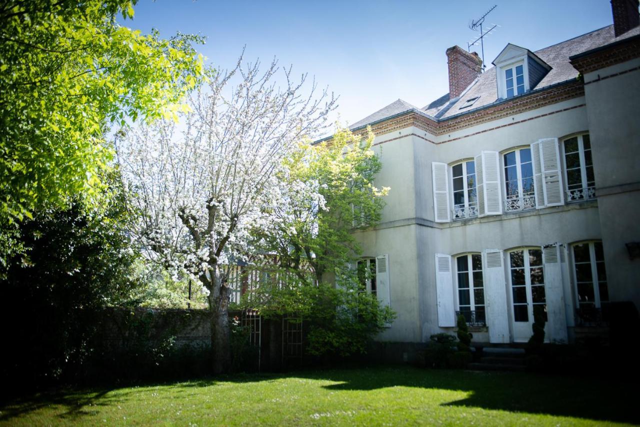 Pont-ÉvêqueChez Agnes住宿加早餐旅馆 外观 照片